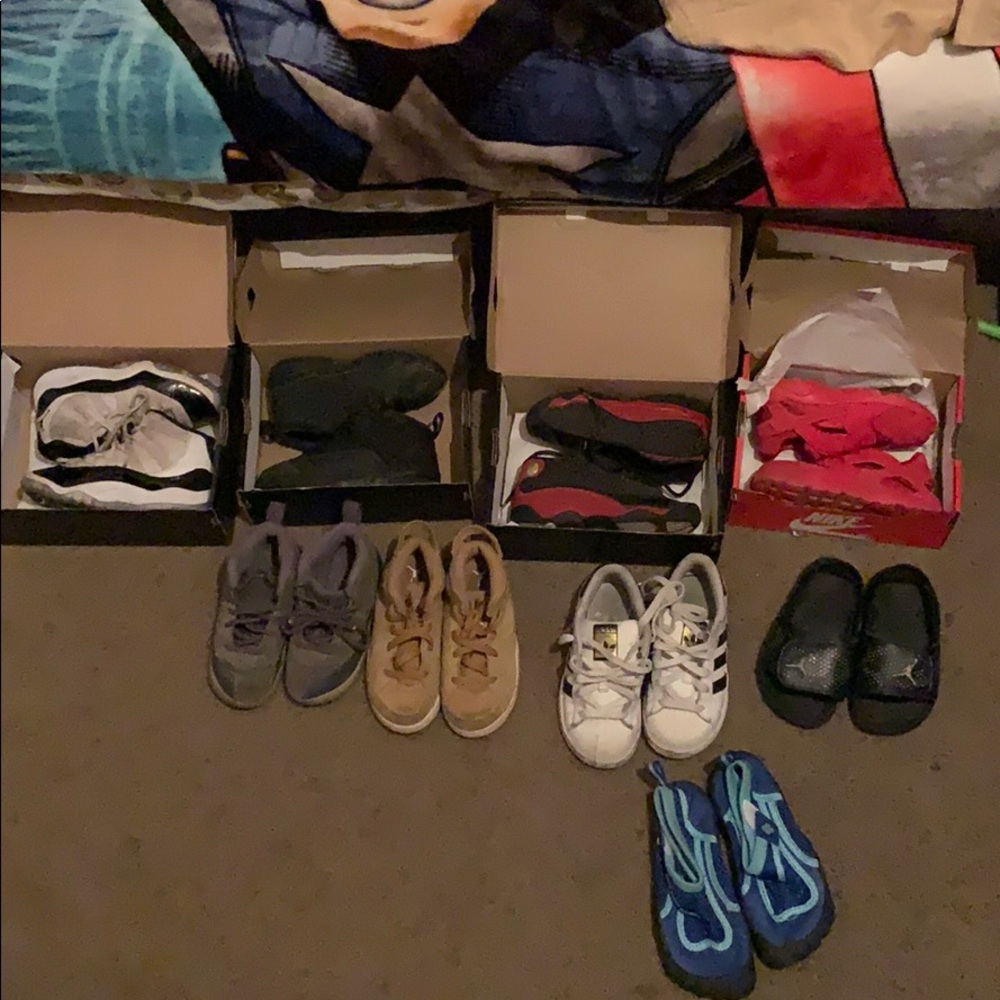 9c , 10c 11c Jordan and Nike shoes $20 PRE PAIR
